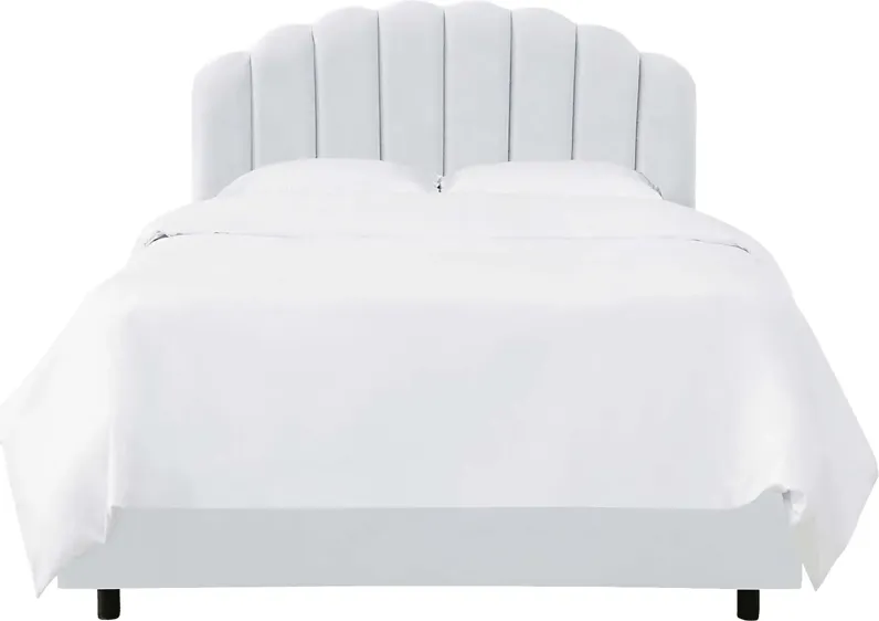 Eloisan White King Bed