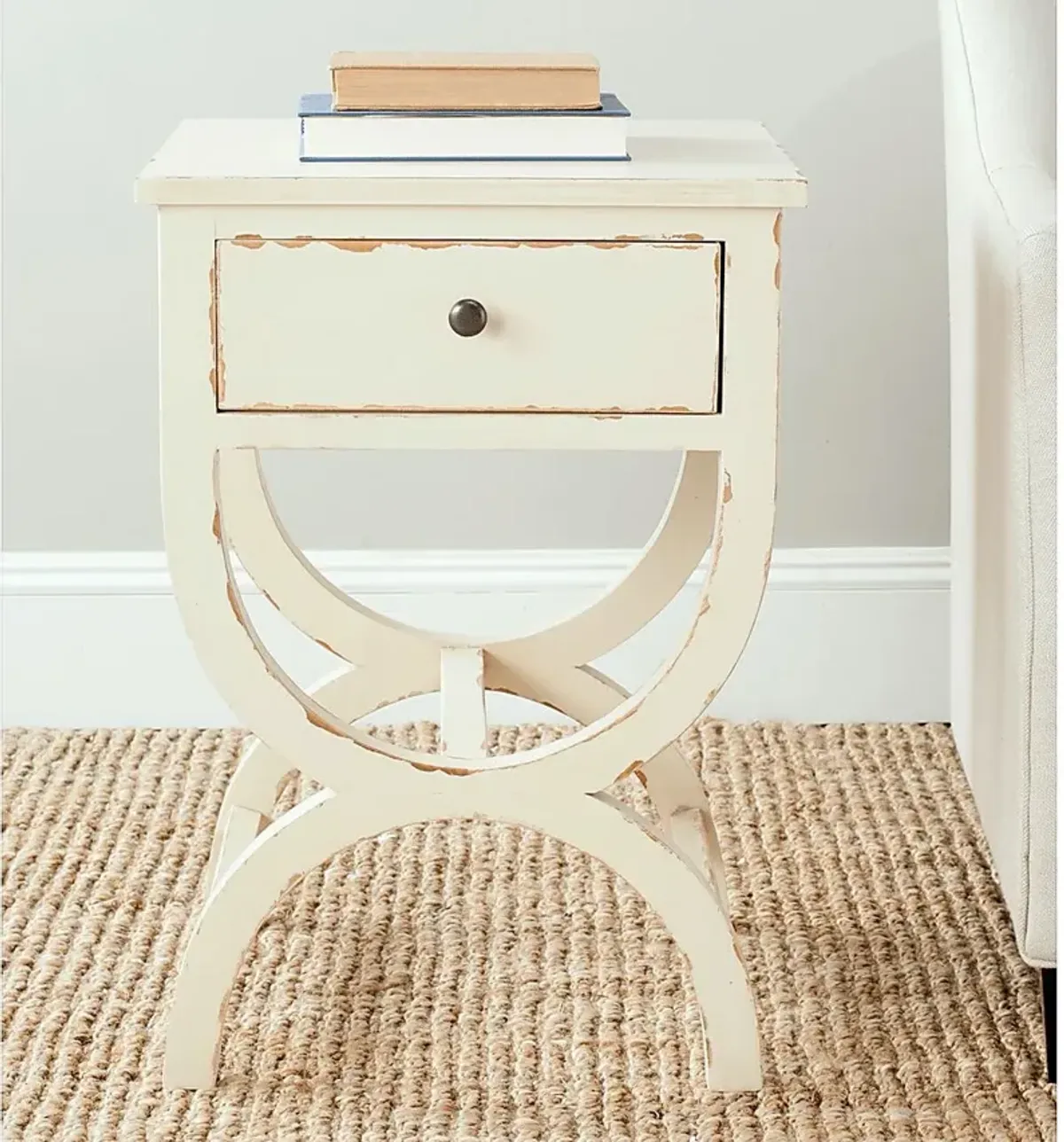 Wespanee Cream Nightstand