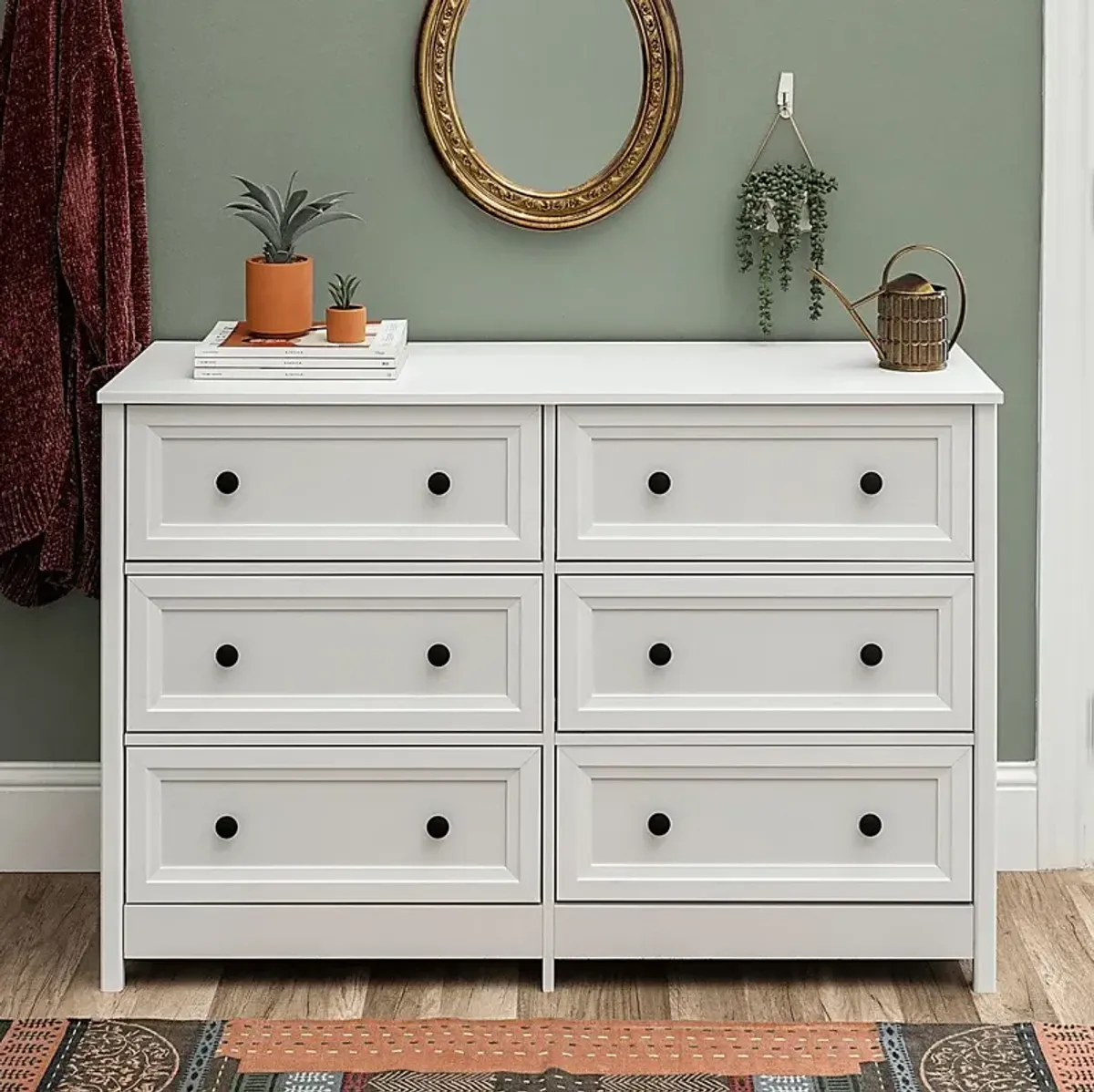 Arlora White 6 Drawer Dresser