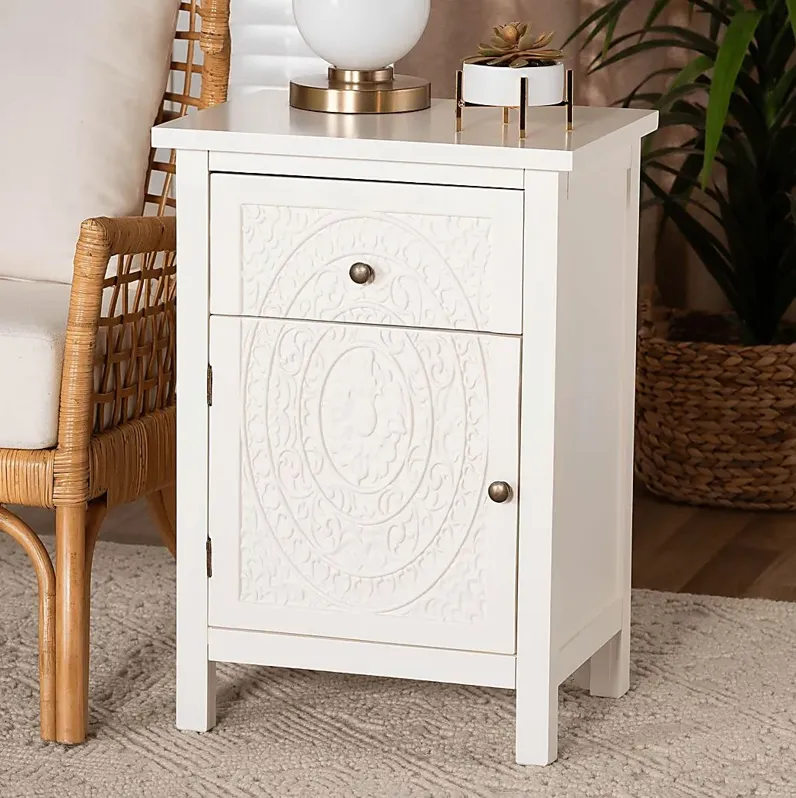 Radslow White Nightstand