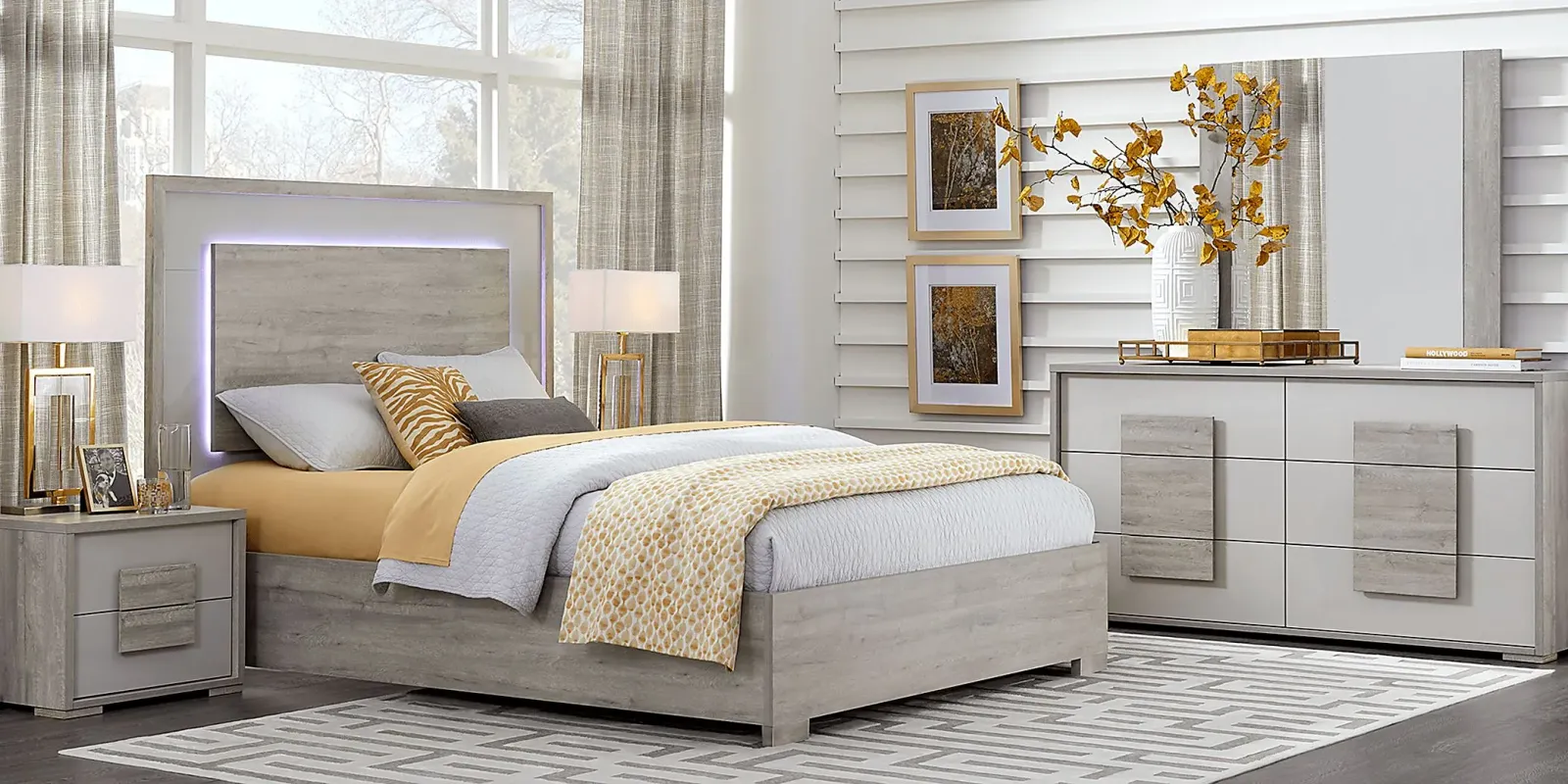 Studio Place Silver 7 Pc Queen Bedroom by Rooms To Go Furniture