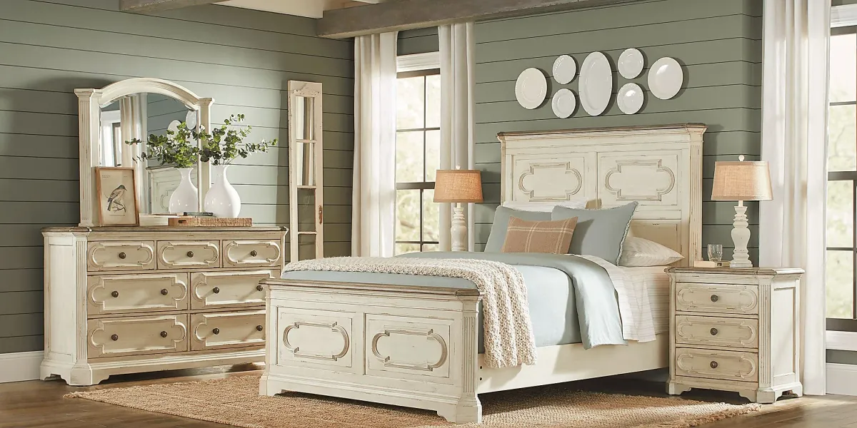 Lindenwood White 5 Pc Queen Panel Bedroom