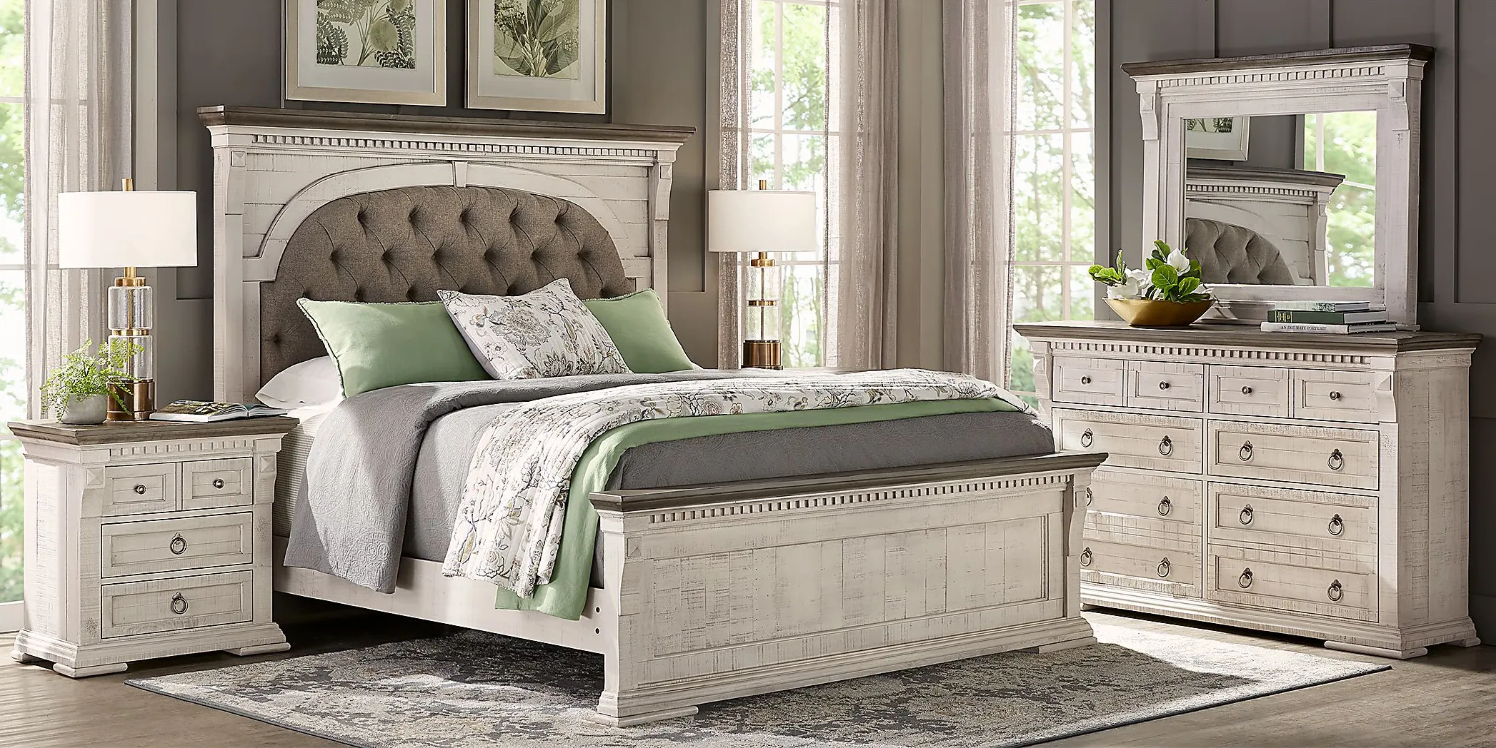 Crestwell Manor White 5 Pc Queen Upholstered Bedroom