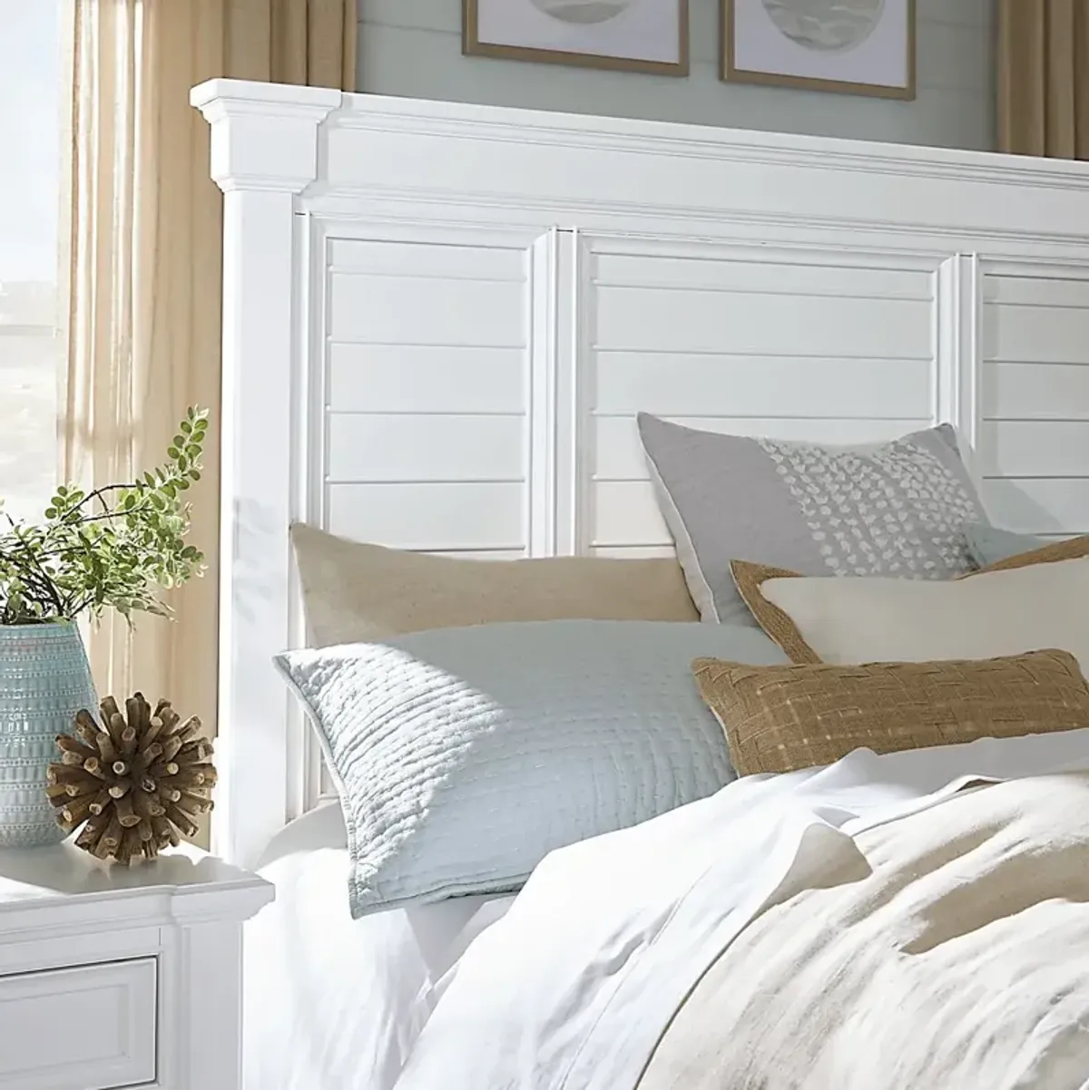 Hilton Head White 5 Pc King Panel Bedroom