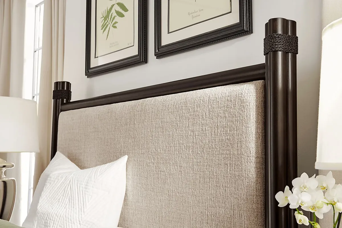 Vineyard Estates Brown 5 Pc King Upholstered Bedroom