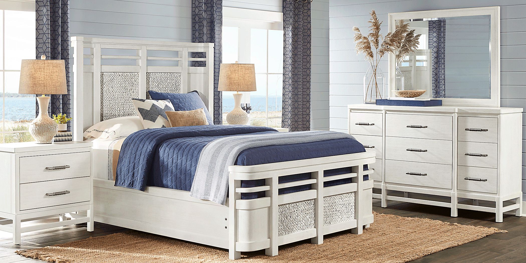 Golden Isles White 3 Pc Queen Panel Bed