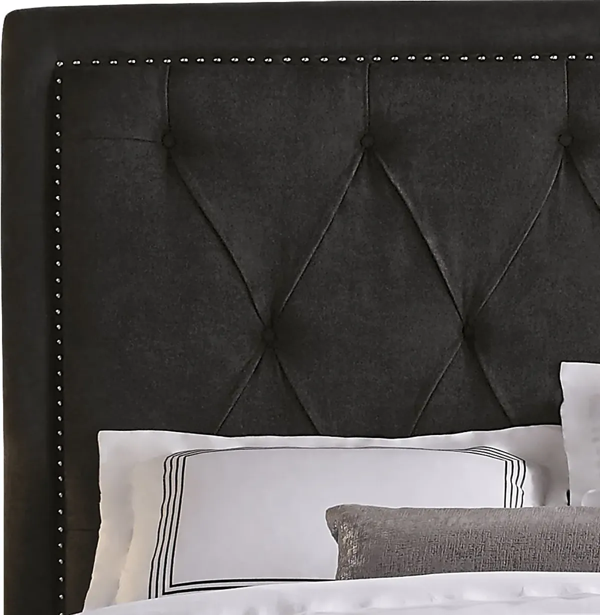 Elridge Black 3 Pc Queen Upholstered Bed