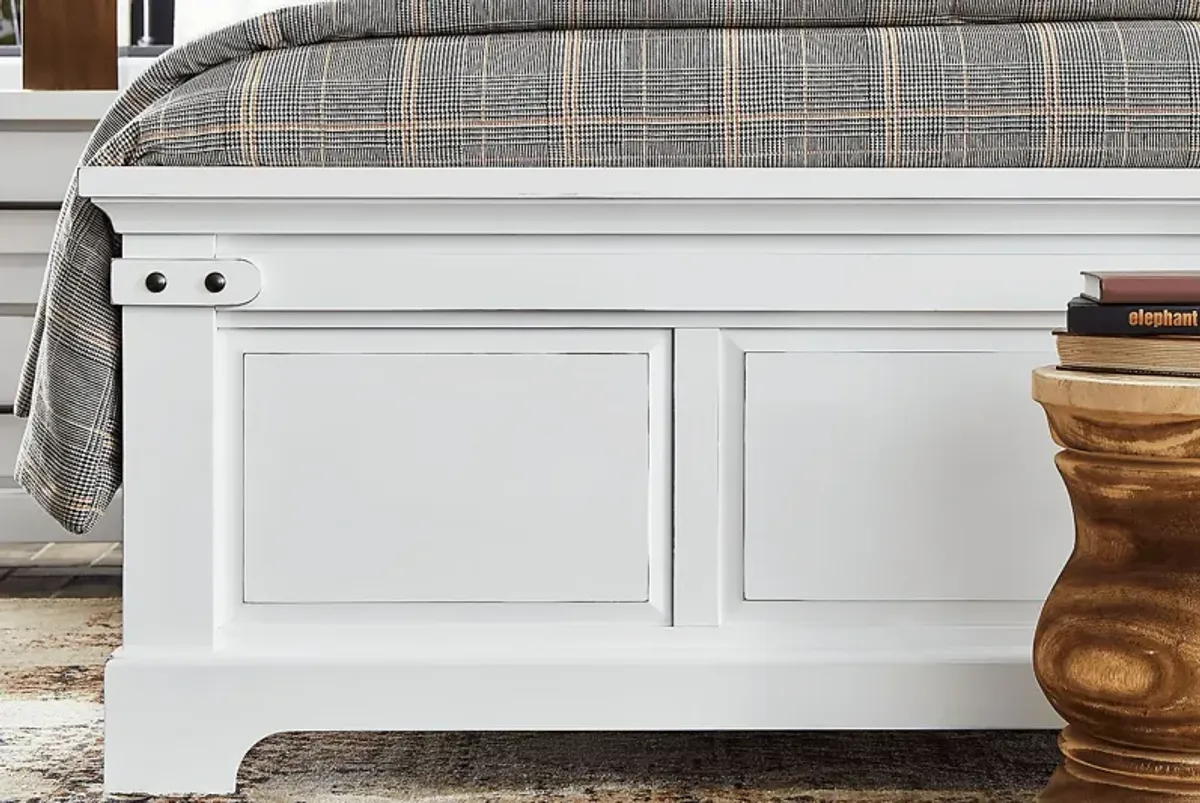 Fairhaven White 3 Pc King Panel Bed