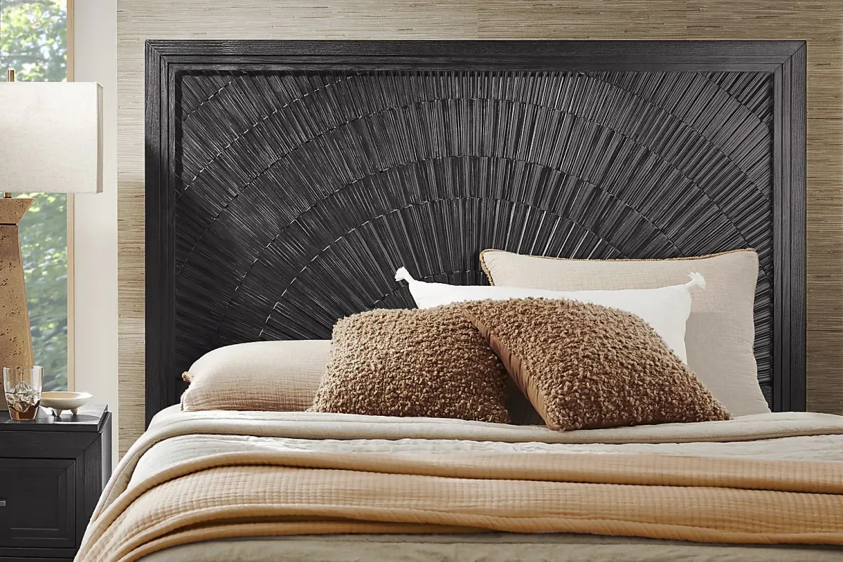 Small Spaces Sunside Way Black 5 Pc King Panel Bedroom