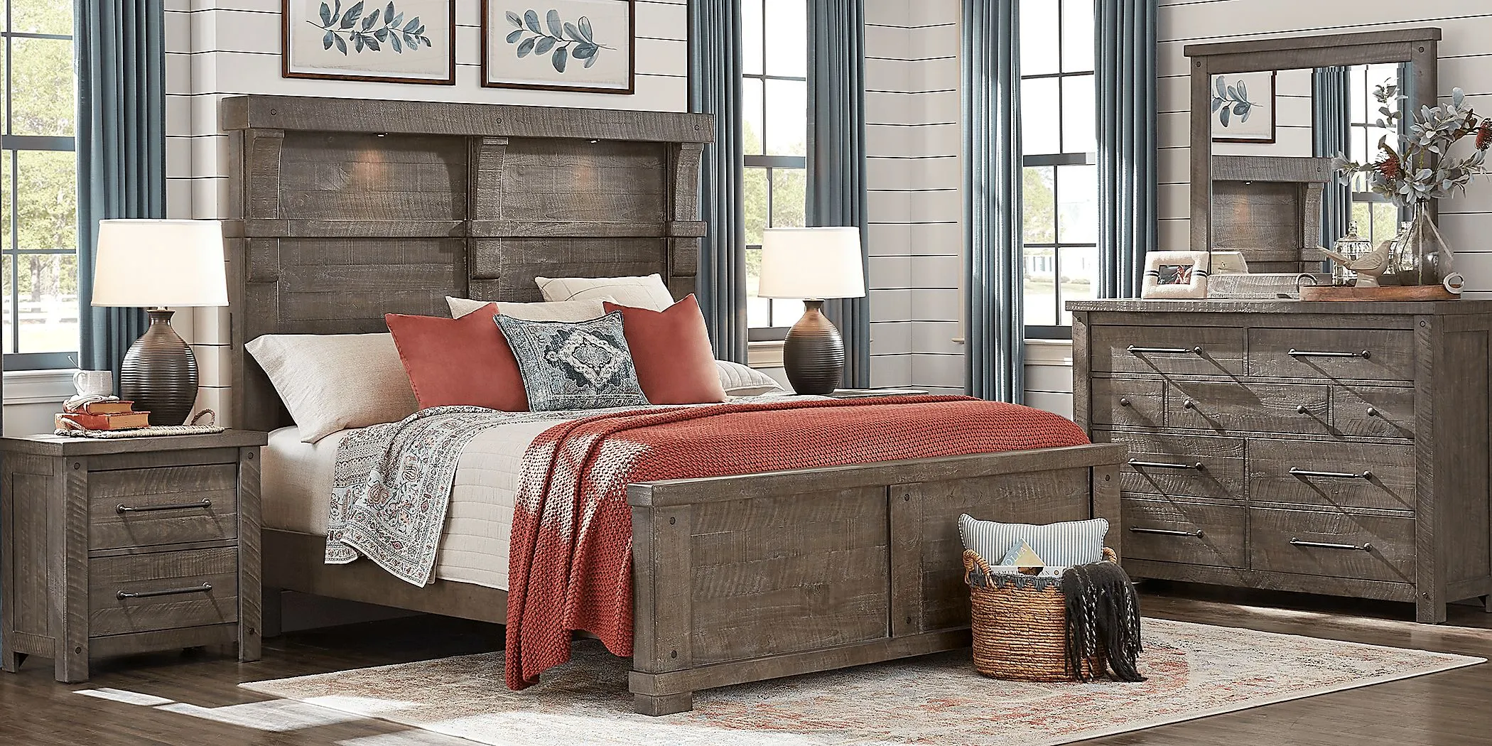 Crestwood Creek Gray 7 Pc King Panel Bedroom - Rooms To Go