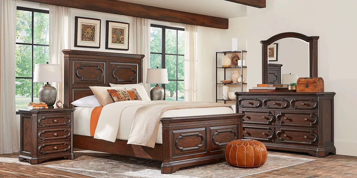 Lindenwood Saddle 7 Pc King Panel Bedroom