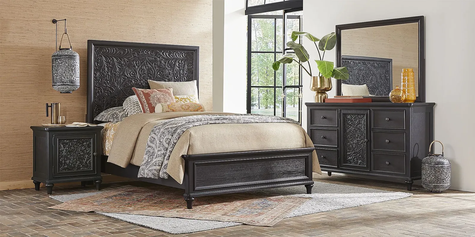 Cornelia Black 7 Pc Queen Panel Bedroom