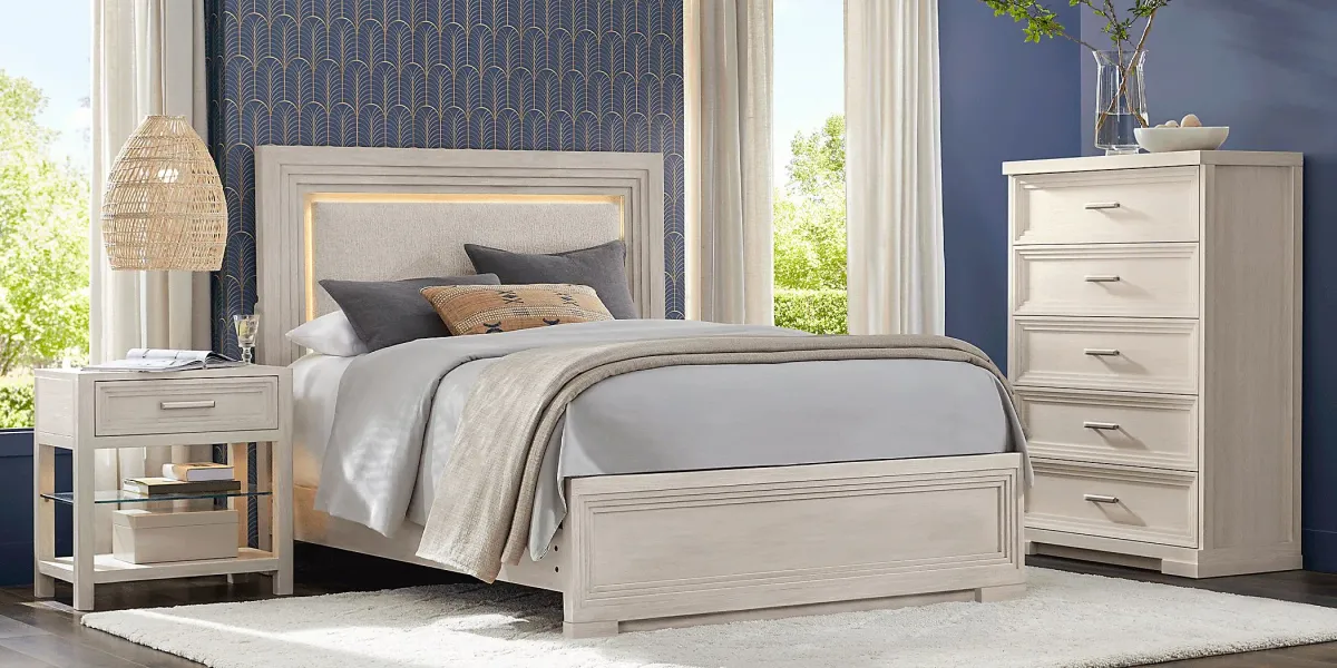 Royal Park Ivory 5 Pc Queen Panel Bedroom