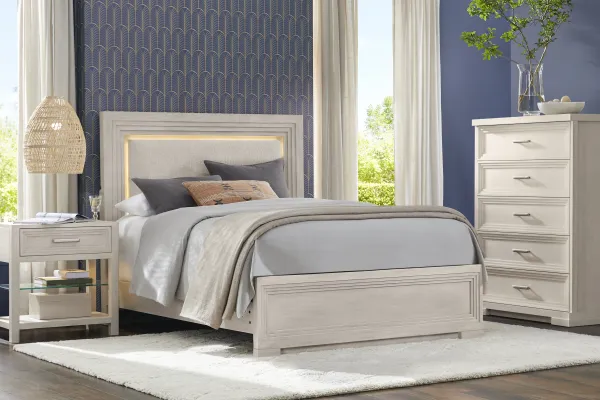 Royal Park Ivory 5 Pc Queen Panel Bedroom