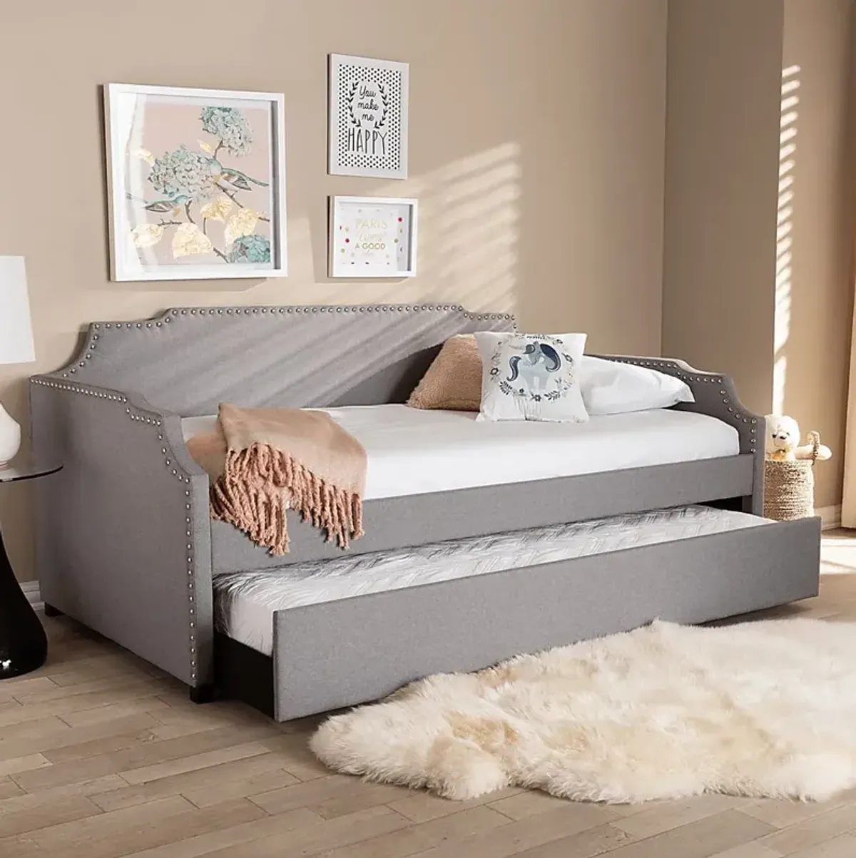 Tynland Gray Daybed with Trundle