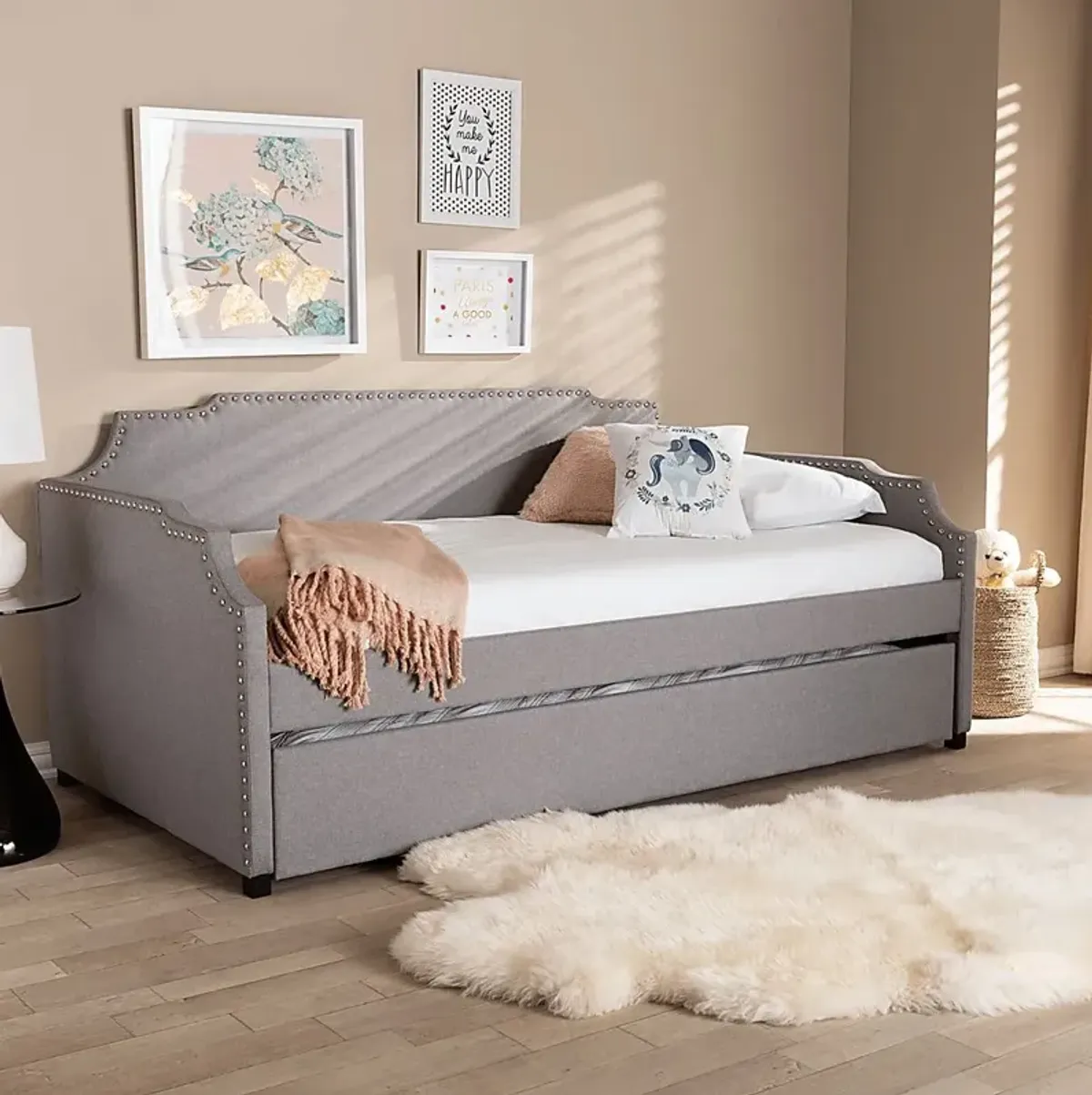 Tynland Gray Daybed with Trundle