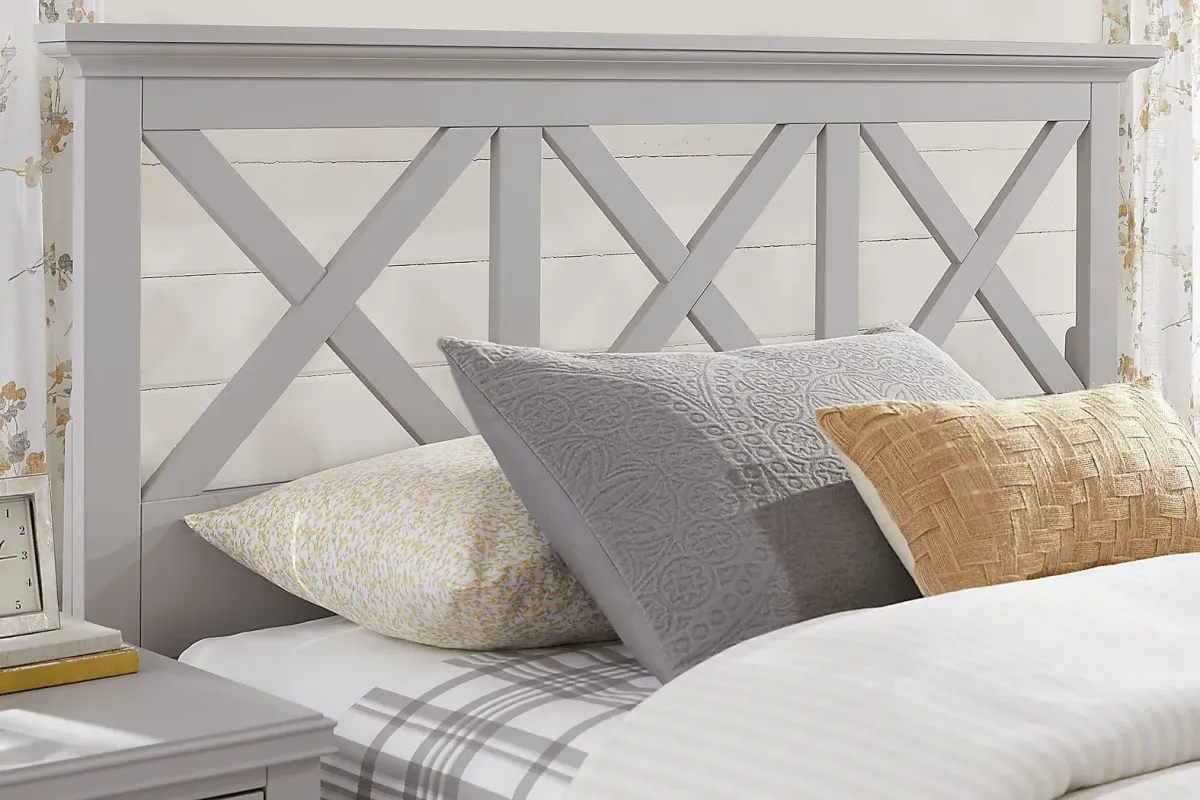 Waterford Landing Gray 3 Pc Queen Panel Bed with Storage