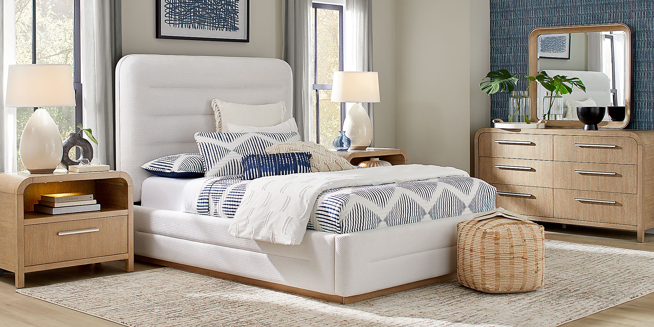 Canyon Cream 3 Pc Queen Upholstered Bed