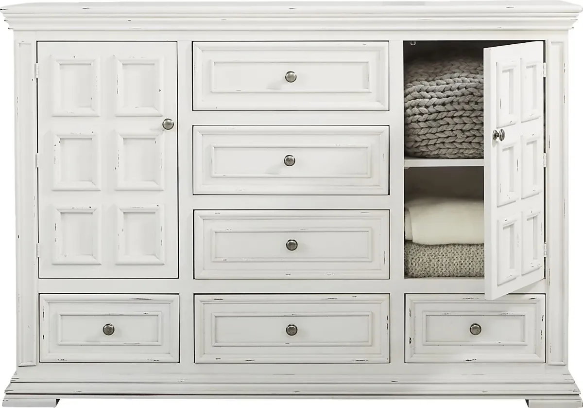 Folkston Bay White 7 Pc Queen Bedroom