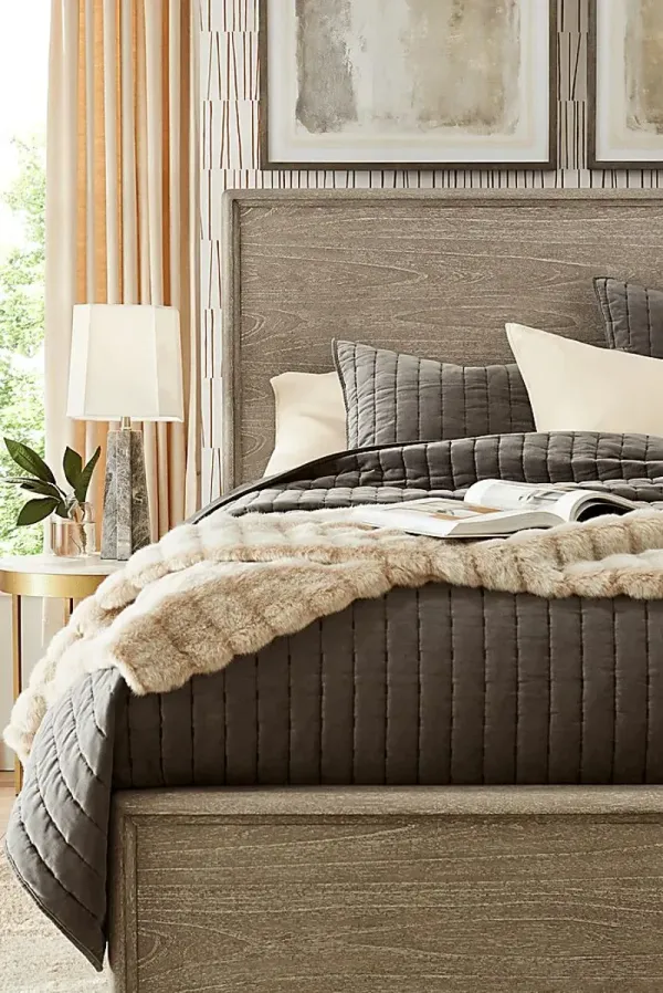 Santa Clarita Light Gray 7 Pc Queen Panel Bedroom