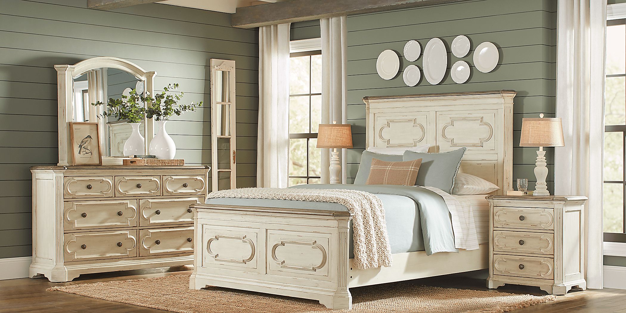 Lindenwood White 7 Pc Queen Panel Bedroom