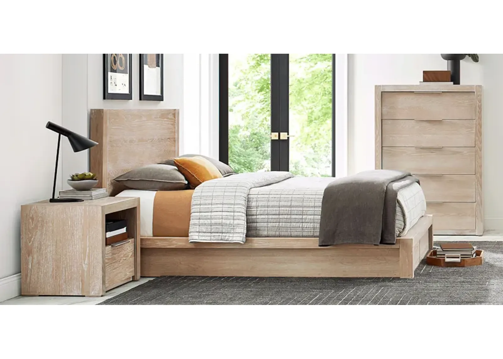 Small Spaces Easton Park Natural 5 Pc King Storage Bedroom