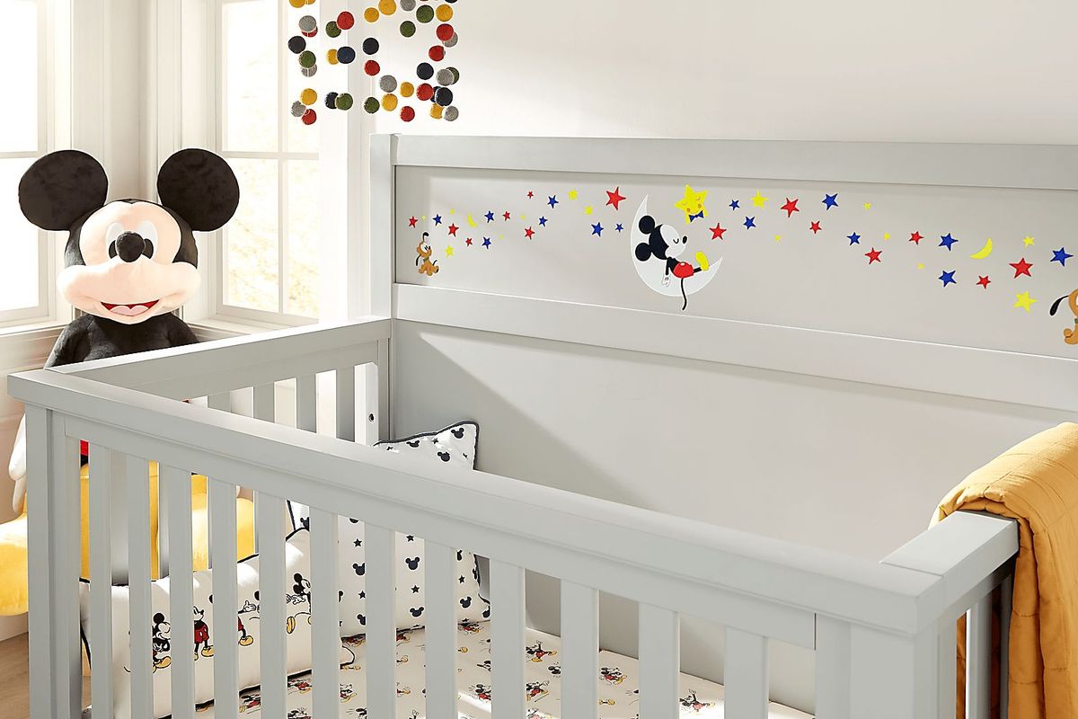 Starry Dreams with Mickey Mouse Gray 4 Pc Nursery with Toddler Rails