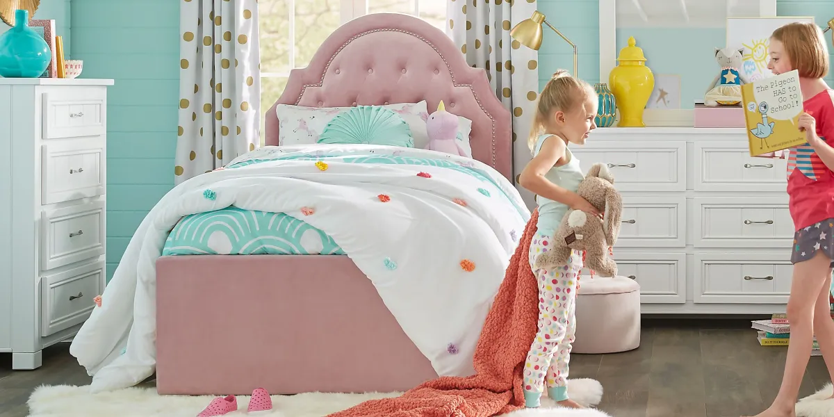 Kids Cottage Colors White Bedroom with Braelynn Pink Twin Upholstered Bed