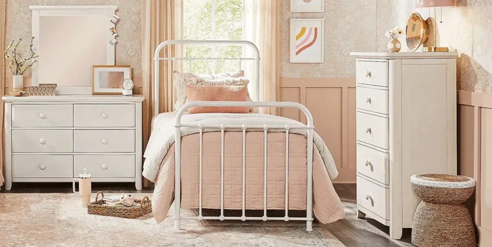 Kids South Bend Washed White 5 Pc Bedroom with Saddlerock White Twin Metal Bed