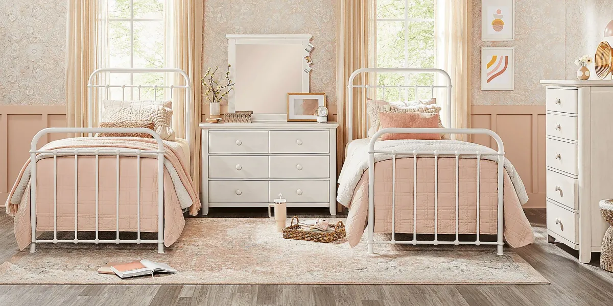 Kids South Bend Washed White Bedroom with 2 Saddlerock White Twin Metal Beds