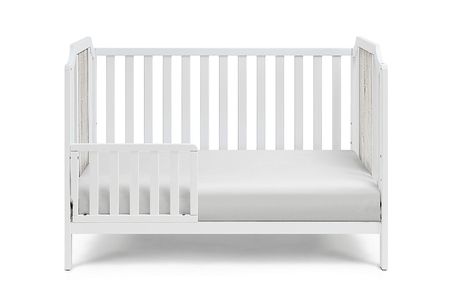 Cheno White Toddler Guardrail