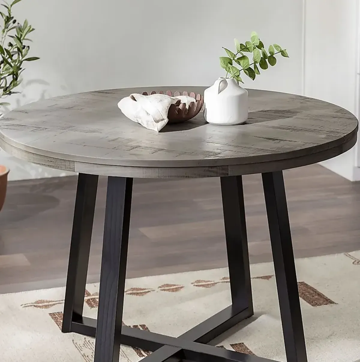 Verdenbruk Gray Dining Table