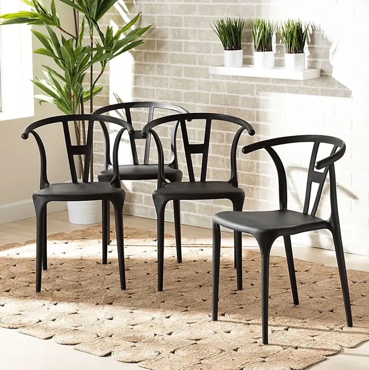 Valverde Black Arm Chair, Set of 4