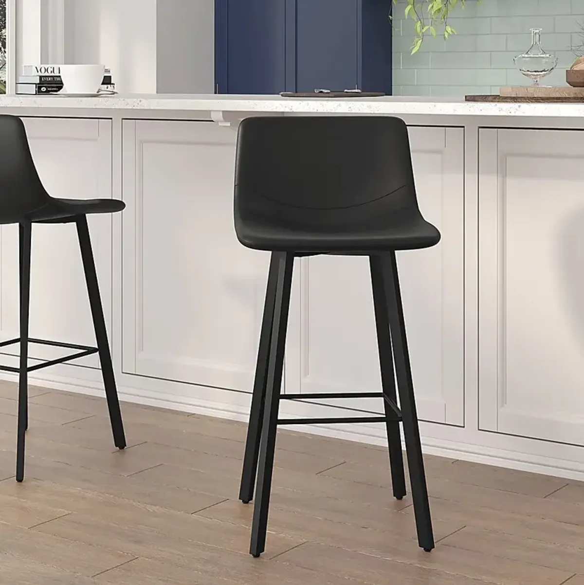 Hiefield Black Barstool, Set of 2