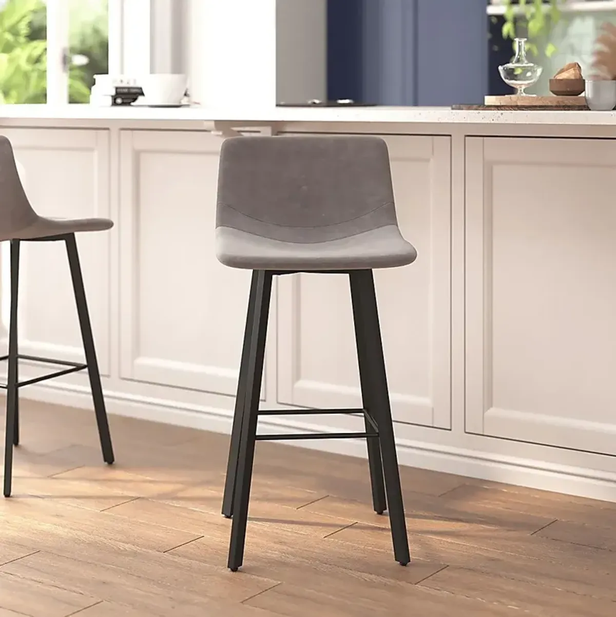 Hiefield Gray Barstool, Set of 2