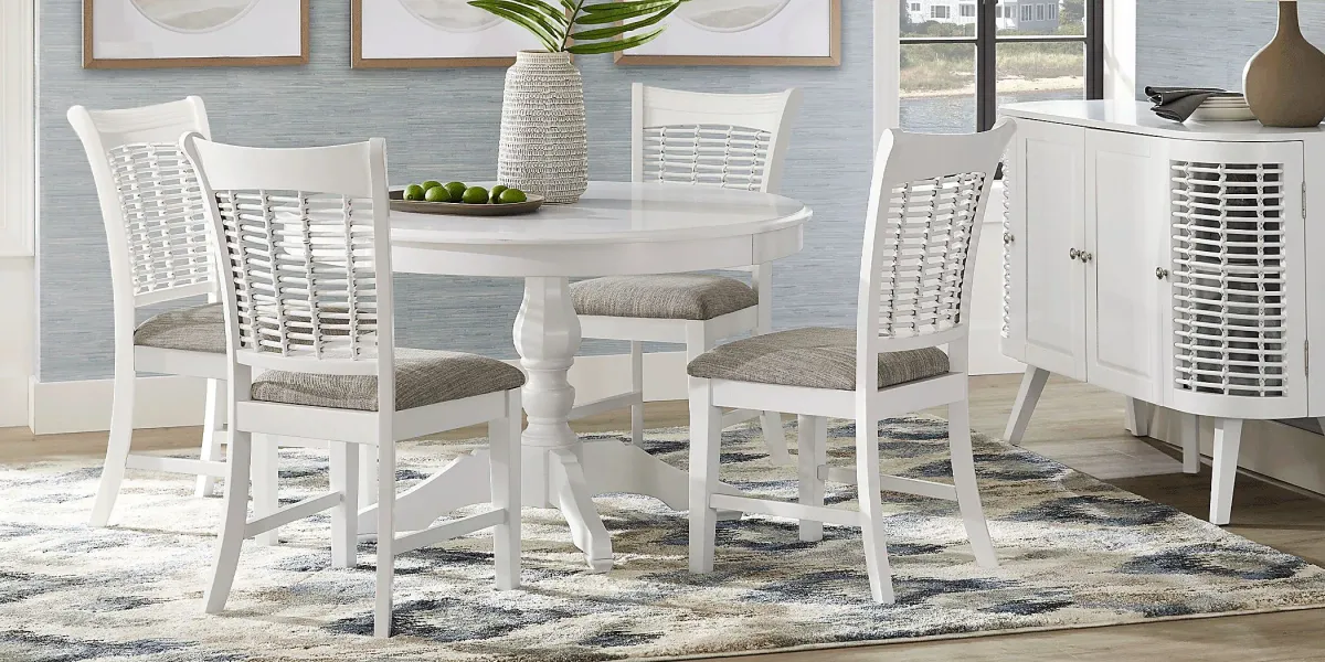 Chesterman White Round Dining Table