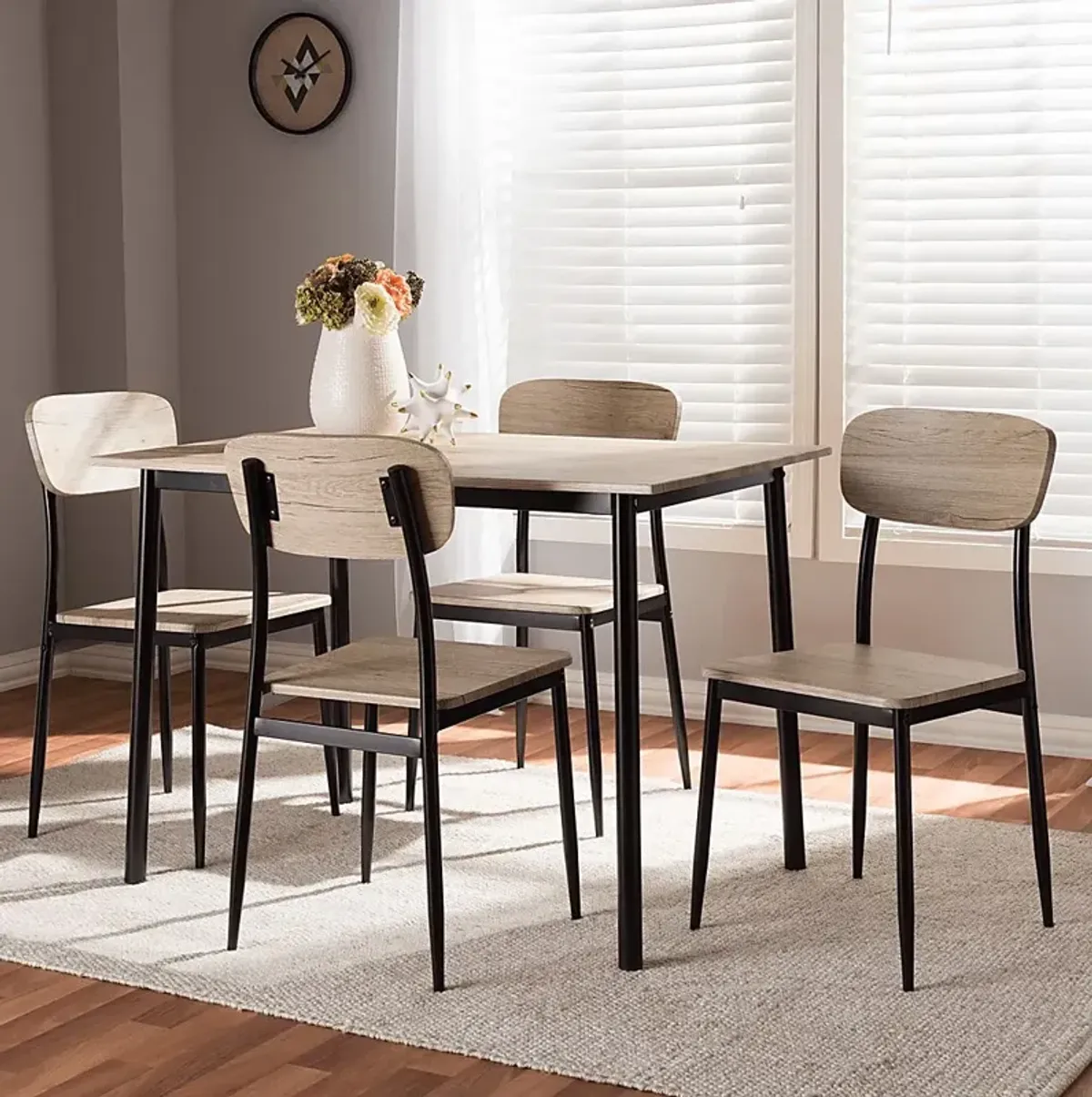 Alcler Brown 5 Pc Rectangle Dining Set