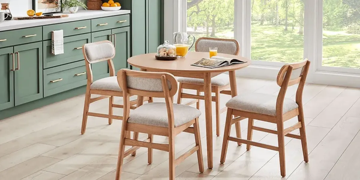 Watertown Natural 5 Pc Round Dining Room with Upholstered Chairs