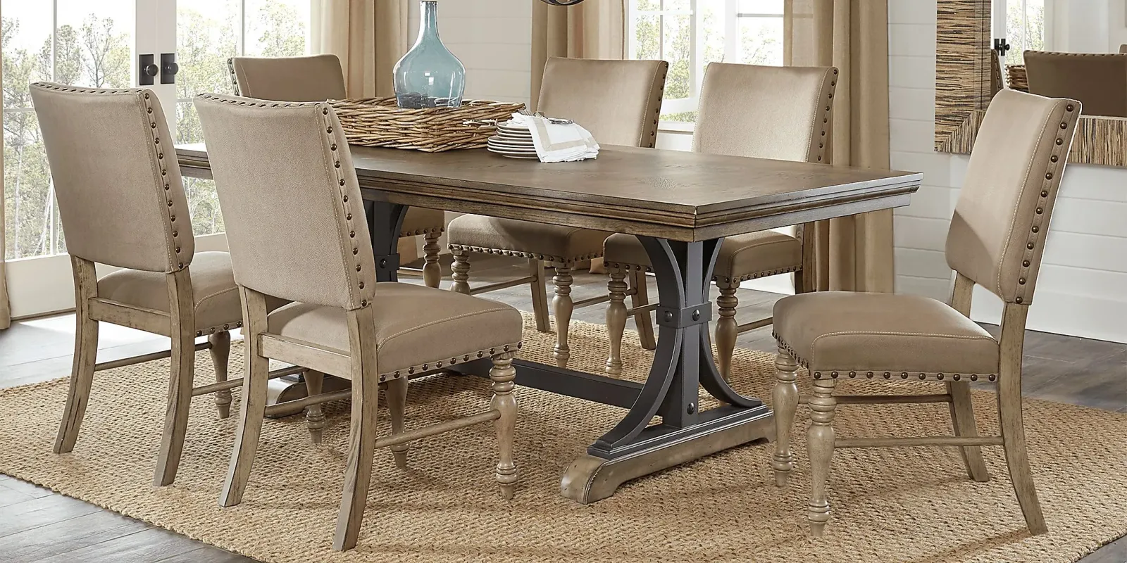 Dining table rooms to go hotsell