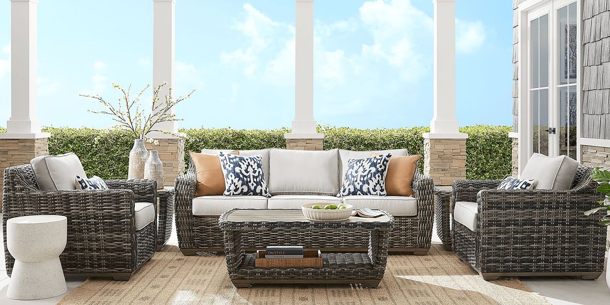 Montecello Gray 4 Pc Outdoor Seating Set with Silver Cushions