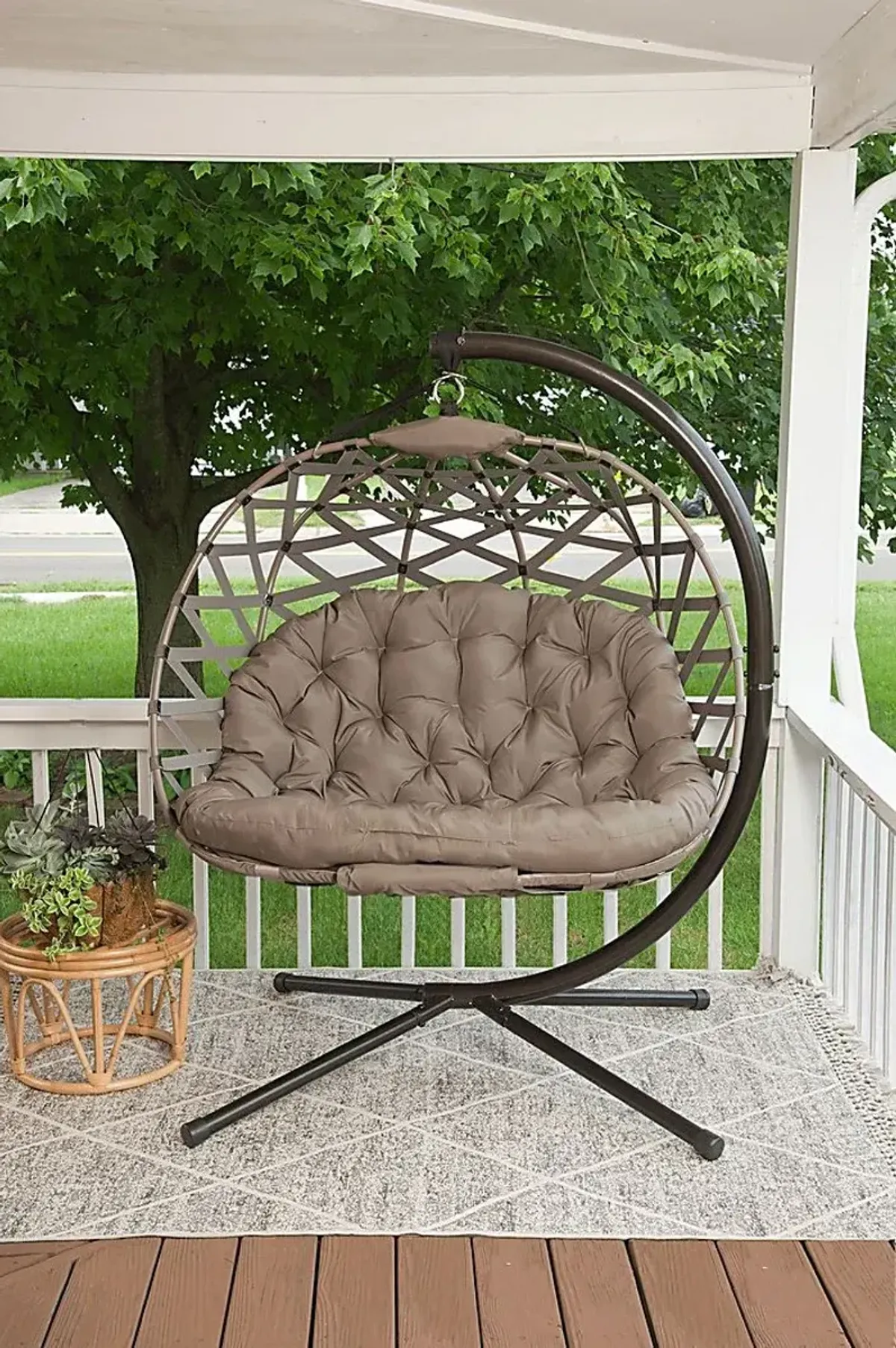 Outdoor Hollette Brown Hanging Loveseat