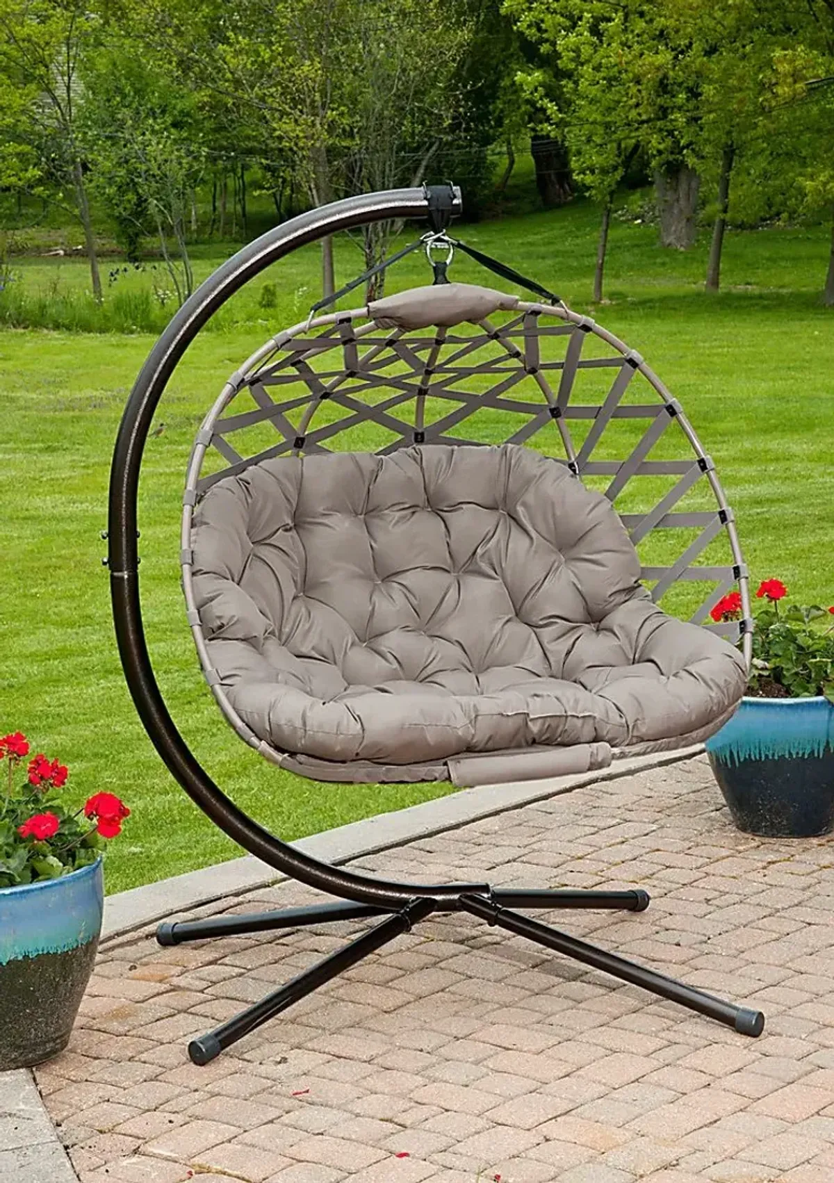 Outdoor Hollette Brown Hanging Loveseat