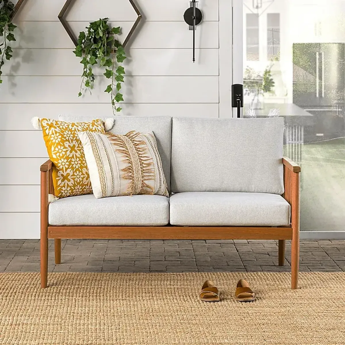 Outdoor Shellrich Coast Brown Loveseat