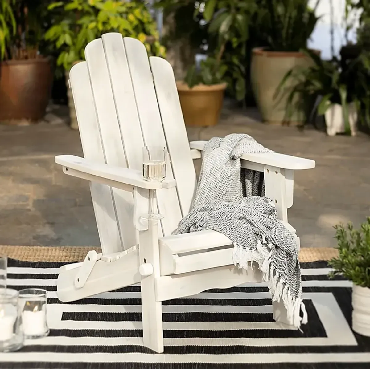 Wonsley White Outdoor Adirondack Chair