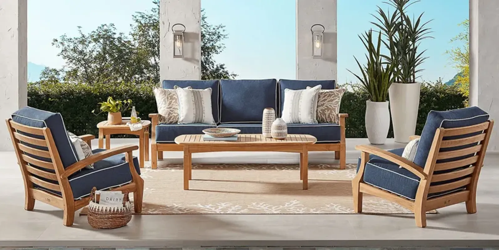 Pleasant Bay Teak 4 Pc Outdoor Seating Set with Indigo Cushions