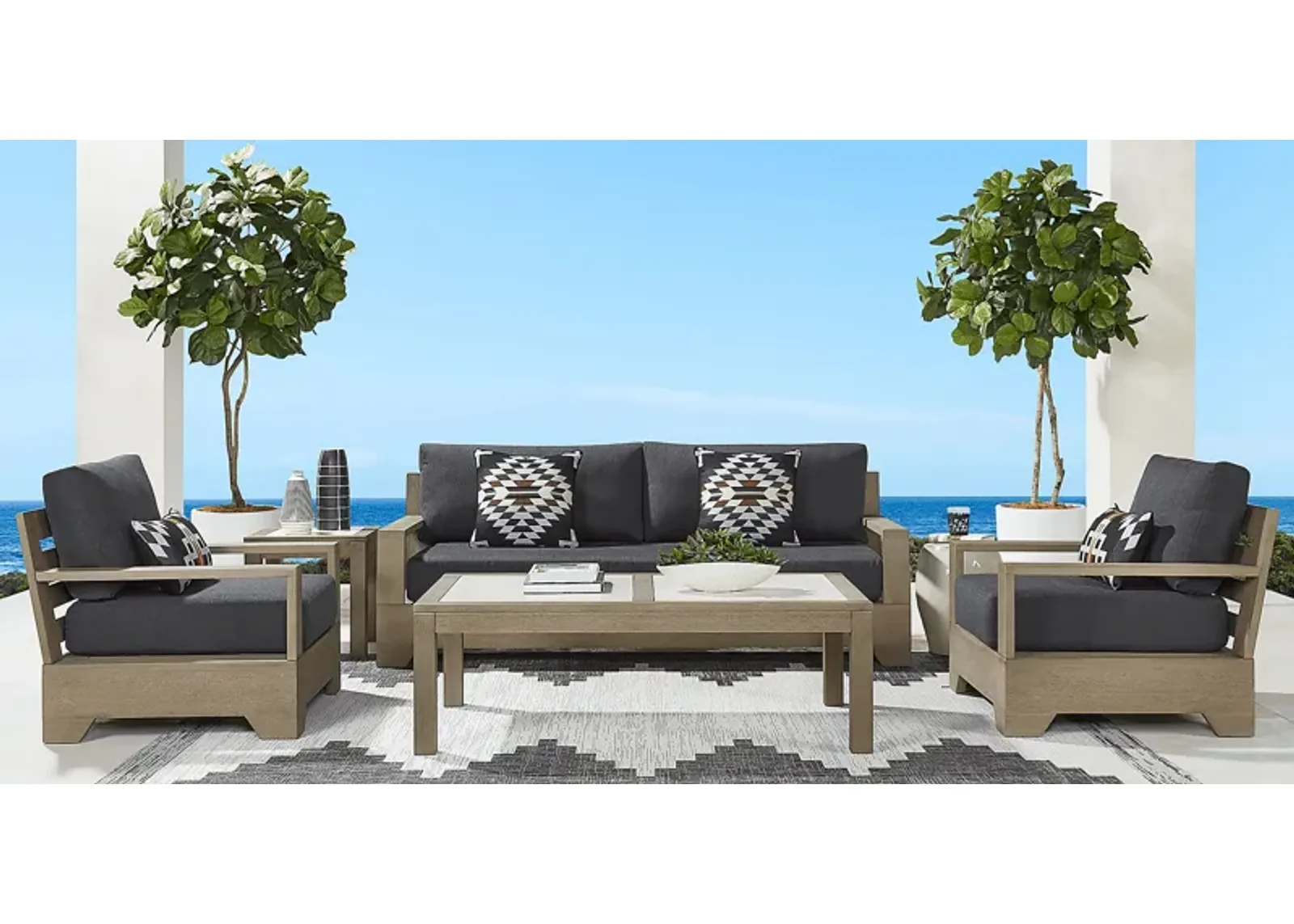 Lake Tahoe Gray 4 Pc Outdoor Sofa Seating Set with Charcoal Cushions