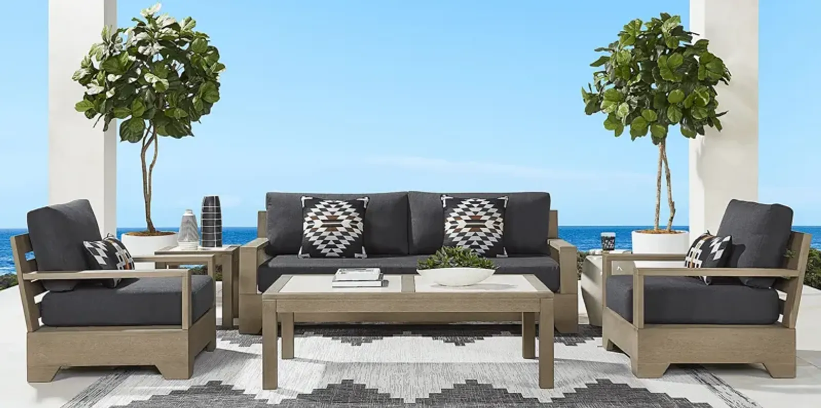 Lake Tahoe Gray 4 Pc Outdoor Sofa Seating Set with Charcoal Cushions