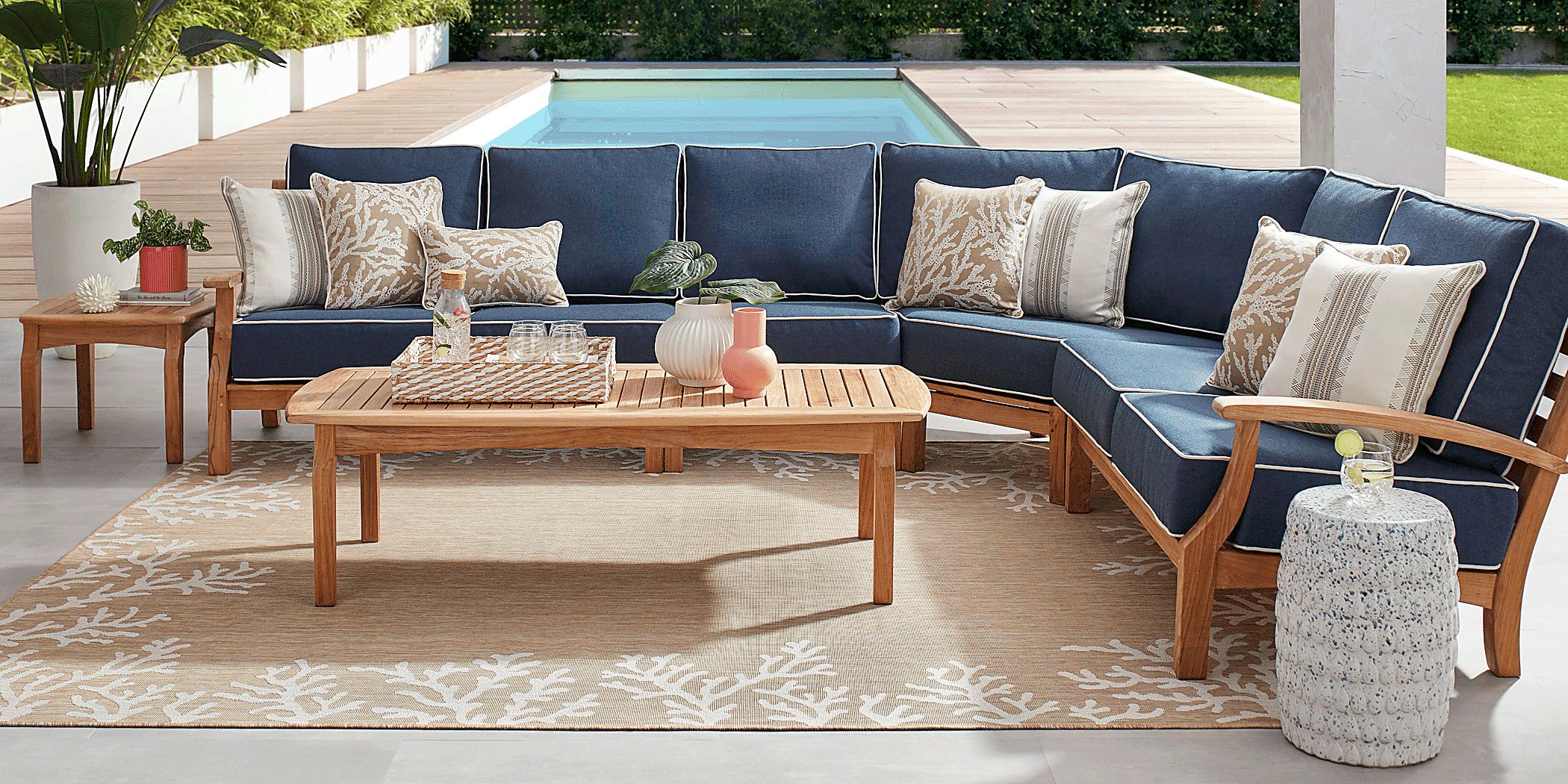 Pleasant Bay Teak 4 Pc Outdoor Sectional with Indigo Cushions