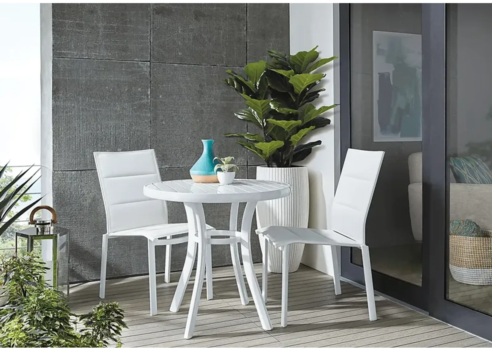 Solana White 3 Pc Outdoor Dining Set