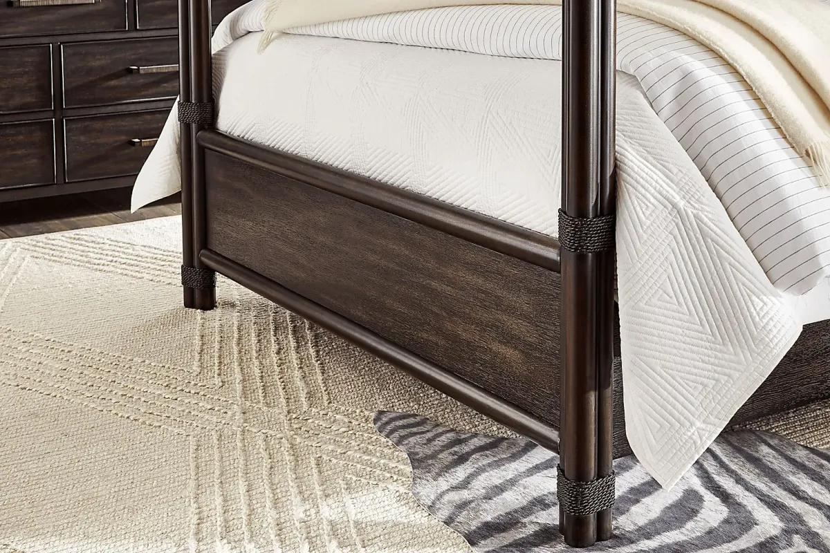 Vineyard Estates Brown 3 Pc Queen Poster Bed